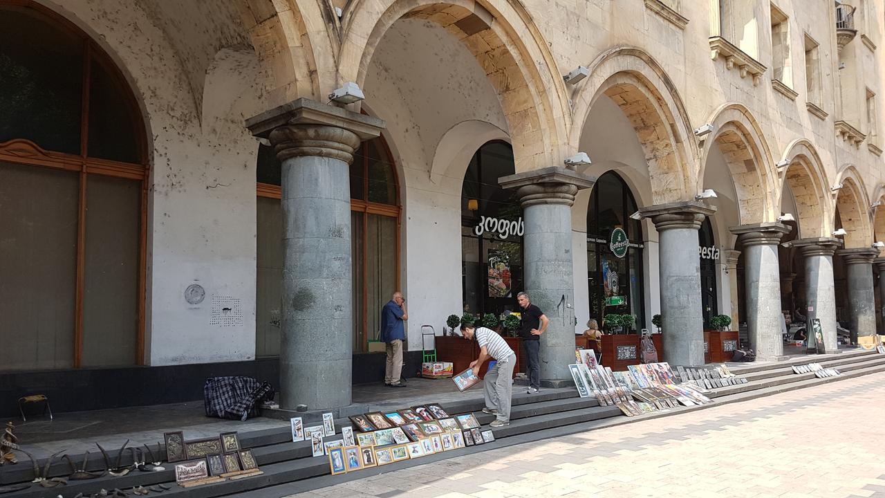 Sweet Rooms Inn Tbilisi Exterior foto